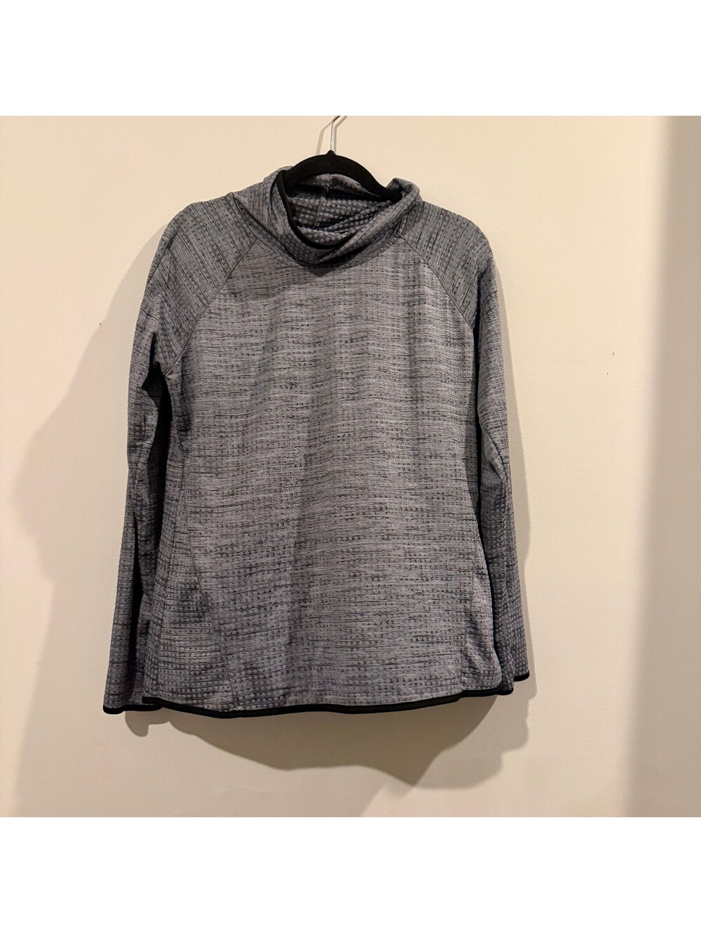 RBX gray cowl neck long sleeve performance top size L